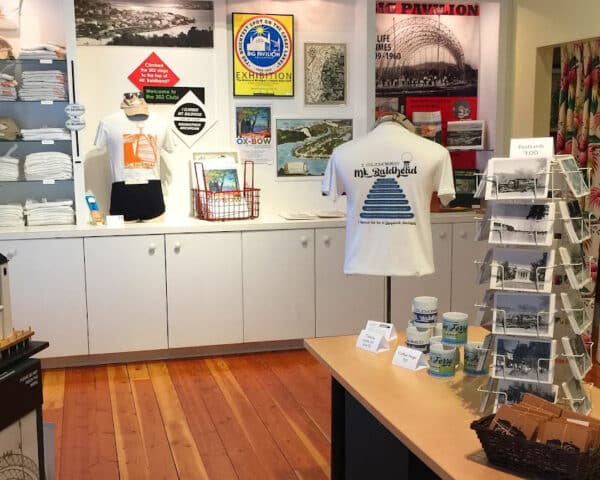 Museum shop with t-shirts, postcards, and other mechandise