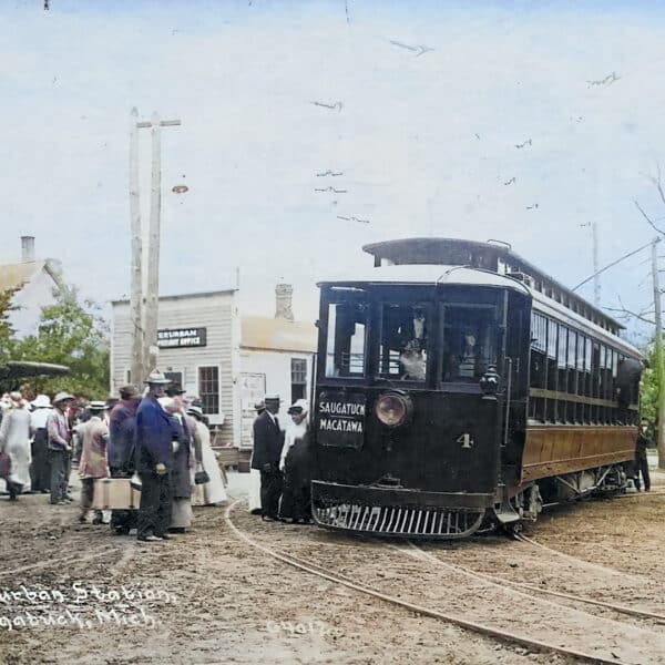 Interurban train picks up passengers in Saugatuck